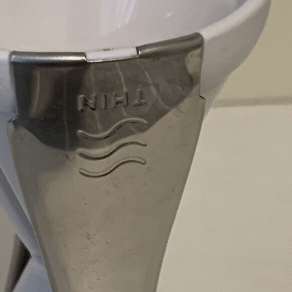 Veggetti Spiral Vegetable Cutter Dual Stainless Steel Blades - Picture 8 of 12